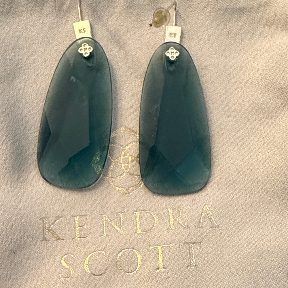Kendra Scott Deep Blue Earrings - authentic - Picture 2 of 5